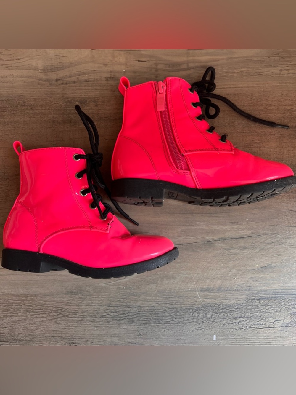 lace-up boots